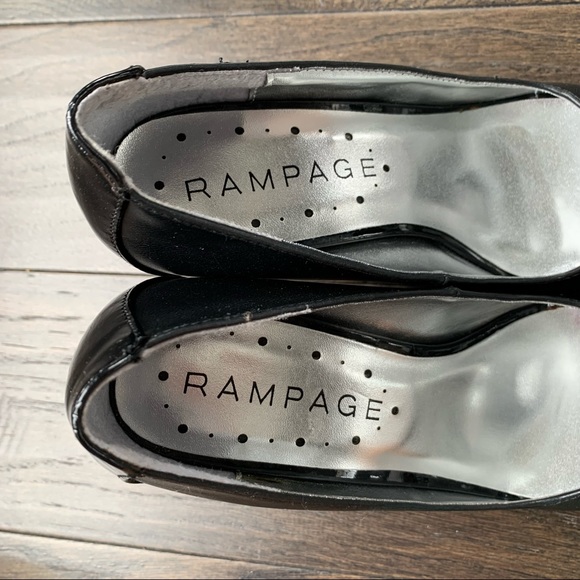 Rampage Size 7 Black 3.5 Inch High Heels - Picture 8 of 11